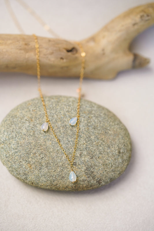 ASTRA - Opal Necklace