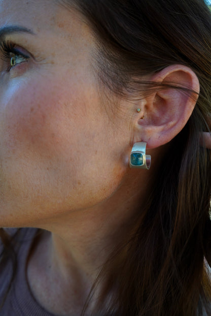 MEANDER Hoops