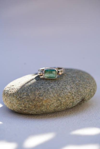 Kyanite Relic Ring - Size 7.5